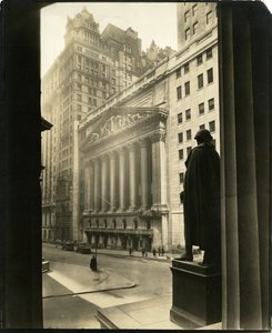 Broad St vanaf Treasury Building, New York, VS, ca. 1905-40