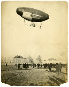 Francois Luchtschip, Wereldtentoonstelling door Jessie Tarbox Beals
