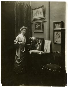 Miss Wilmut, c.1905-18 door Jessie Tarbox Beals