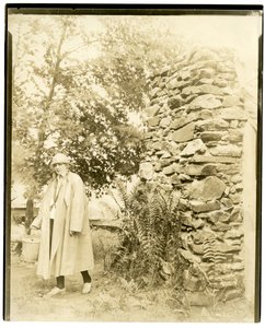 Mevrouw Jane Deeter Rippin, Directeur van de Girl Scouts in Camp Andrea, Briarcliff, NY, c.1926-27 door Jessie Tarbox Beals