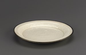 Ding-ware schaal met gegoten decoratie van mandarijneenden, Hebei provincie, 12e-13e eeuw