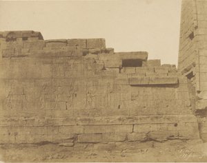 [Karnac, Tempel ten zuiden van de Hypostyle Hal, Zuidelijke Muur (Exterieur) door John Beasley Greene