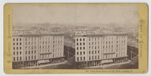Stereograaf van het uitzicht vanaf de koepel van City Hall naar het noorden, voor de brand van Chicago in 1871 door John Carbutt
