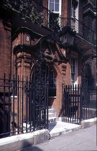 8 Palace Gate, gebouwd 1873-75