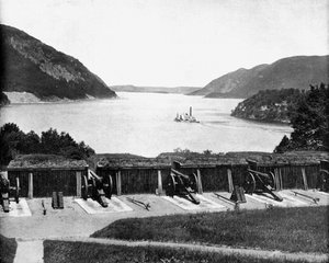 Op de Hudson River vanaf West Point, New York, VS, 1893 door John L. Stoddard