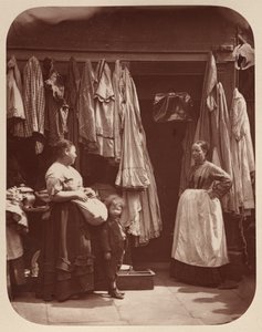 Een oude kledingswinkel, Seven Dials