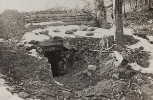 Album "Meine weltkriegs - Erinnerungen Zuid-West Front (Karinthië, Italië, Zuid-Tirol) 31/03/1915-12/11/1918 - Josef Zohles Wenen": militaire bunker door Josef Zohles