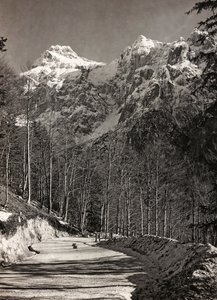 Album "Meine weltkriegs - Erinnerungen South-West Front (Karinthië, Italië, Zuid-Tirol) 31/03/1915-12/11/1918 - Josef Zohles Wenen": bergweg door Josef Zohles