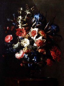 Iris, pioenen, winde en andere bloemen in een urn op een voetstuk door Juan de Arellano