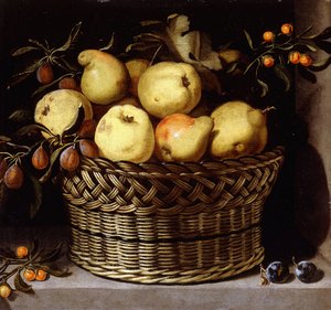 Een rieten mand met fruit op een stenen richel