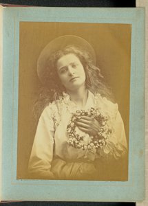 [Want ik word koningin van de meimaand, moeder, ik word koningin van de meimaand]. door Julia Margaret Cameron