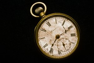 Horloge gestopt door explosie van de Hiroshima A-bom door Karen Kasmauski