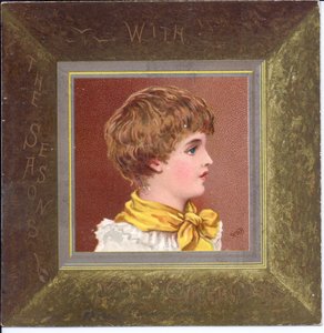 Victoriaanse nieuwjaarskaart van een meisje in regentiekleding met een blauwe muts, ca. 1880
