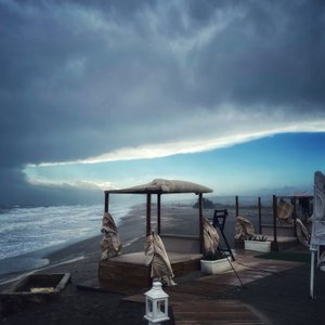 Surreal Stormy Sky Winterstrand door Katha Wood