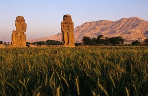 Kolossen van Memnon; Amenhotep III