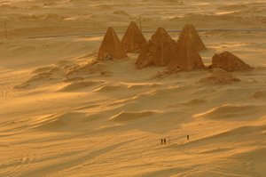 Gebel Barkal, Tempelcomplex, Farao Taharka, Mut tempel, B300, Kareima stad, Nijl rivier, 2007