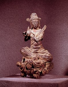 Koreaanse kunst: voorstelling van een Apsara in gouden brons, zijnde Celeste. Silla-periode (7e-10e eeuw)