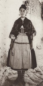 Spanje: Lagartera-kostuum, Provincie Toledo door Kurt Hielscher