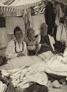 Joegoslavië: Markt in Prizren door Kurt Hielscher