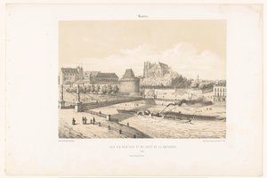 Zicht op het kasteel en de Pont de la Rotonde over de Loire in Nantes