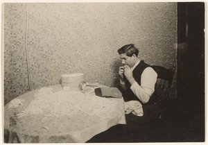 Sigaretten rollen in N.Y. Tenement/[Huiswerk]
