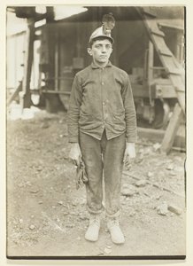 Chauffeur in kolenmijn in Pennsylvania door Lewis Wickes Hine