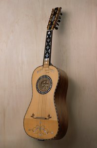 Chitarra battente (gitaar), muziekinstrument gebouwd in de werkplaats van de luthier Pasquale Scala in Praiano, Campania. Italië, 20e eeuw