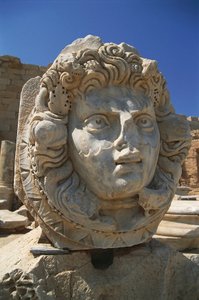 Libië, Tripolitanië, Leptis Magna, Severan Forum, Nereid hoofd