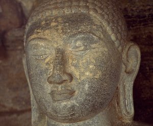 Sri Lanka, Polonnaruwa, detail van standbeeld van Boeddha van Gal Vihara (UNESCO Werelderfgoedlijst)