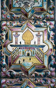 Uitzicht op moskee, polychrome tegeldecoraties in Tekyeh Mo