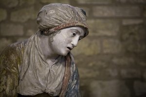 Heilige vrouw in een kap door Ligier Richier