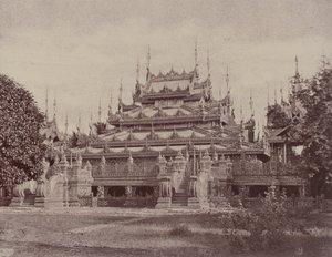 Amerapoora: Maha-oung-meeay-liy-mhan Kyoung door Linnaeus Tripe