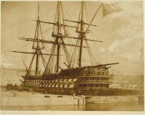 H.M.S. Duke of Wellington bij Keyham, Engeland. door Linnaeus Tripe