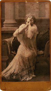 Portret van Sarah Bernhardt 1844-1923, 1906