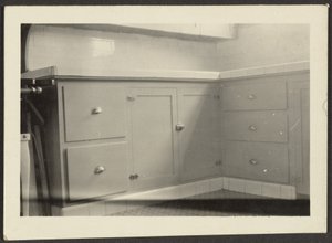 [Kasten] door Louis Fleckenstein