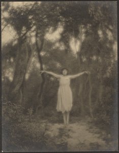 [Danseres in een tuin]