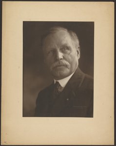  door Louis Fleckenstein