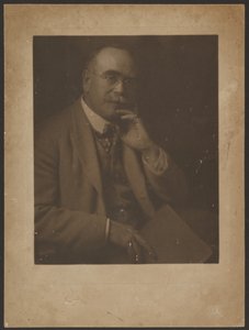  door Louis Fleckenstein