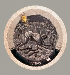 Juni: een boer die het graan oogst. Terracotta door Luca della Robbia