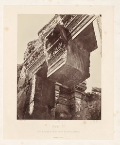 Gezicht op de collonade in het midden van de tempel van Luxor, Egypte door Maison Bonfils