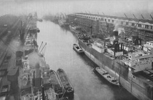 Een grote dokland van het noorden, vierendertig mijl van zee en toch een haven, c1935 door Manchester Ship Canal Company