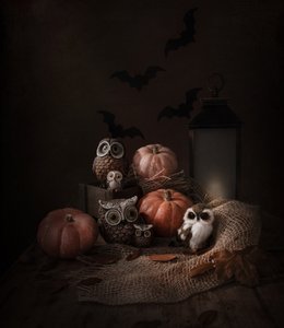 Halloween-uilen en pompoenen door Margareth Perfoncio
