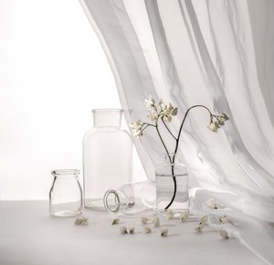Wit bloemstilleven door Margareth Perfoncio