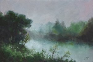 Mistig rivierlandschap