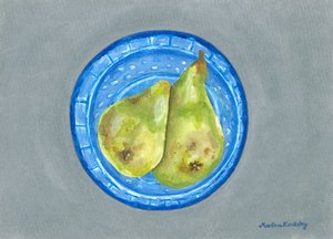 De blauwe drakenschaal met twee peren op de roestvrijstalen plaat in de keuken