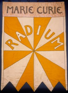 Marie Curie, Radium, banner, 1908 door Mary Lowndes