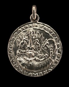 Schild, Cuirass, Helm en Kam [achterkant], 1541
