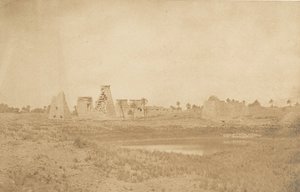 Vue des propylées du palais de Karnac, prise du Sud-Est, 1849-50