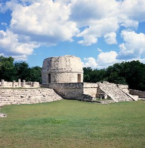 Observatorium, Late Post Klassieke Periode (1200-1500 AD) door Mayan Mayan