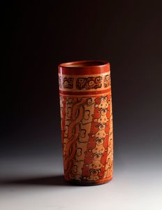 Polychrome cilindrische kleivaas. Uit Tikal door Mayan Mayan